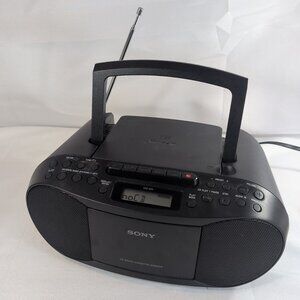 Sony CFD-S70 Boombox CD Radio Cassette Recorder Corder Black Portable FM Player